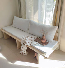 Load image into Gallery viewer, Mattari Day Bed
