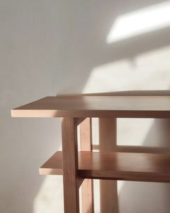 Shizu shelves