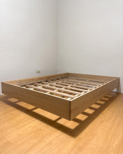 Load image into Gallery viewer, Tako Bed frame
