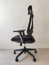 Load image into Gallery viewer, Umeno Ergonomic Chair
